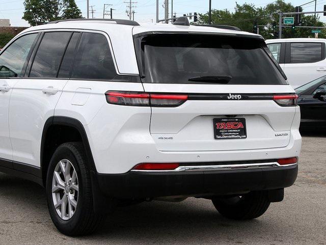 used 2022 Jeep Grand Cherokee car, priced at $35,322