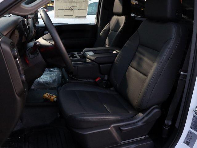 new 2025 Chevrolet Silverado 3500 car, priced at $48,202