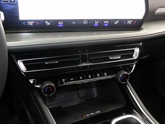 new 2025 Chevrolet Traverse car, priced at $45,535