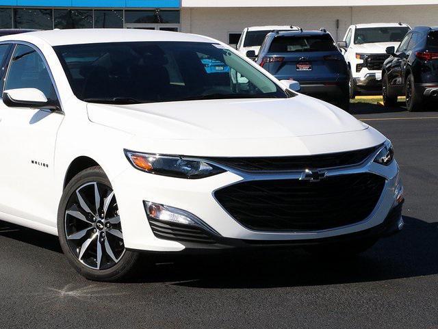 new 2025 Chevrolet Malibu car, priced at $25,885