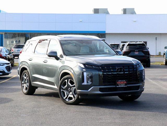 used 2024 Hyundai Palisade car, priced at $40,000