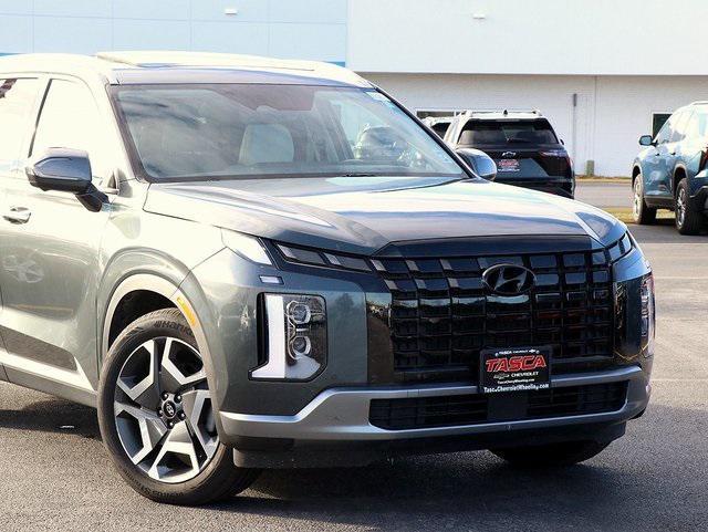 used 2024 Hyundai Palisade car, priced at $40,000