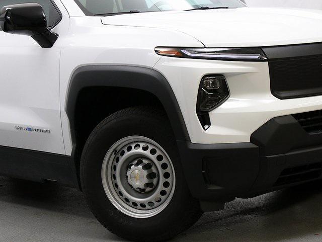 used 2024 Chevrolet Silverado EV car, priced at $48,892