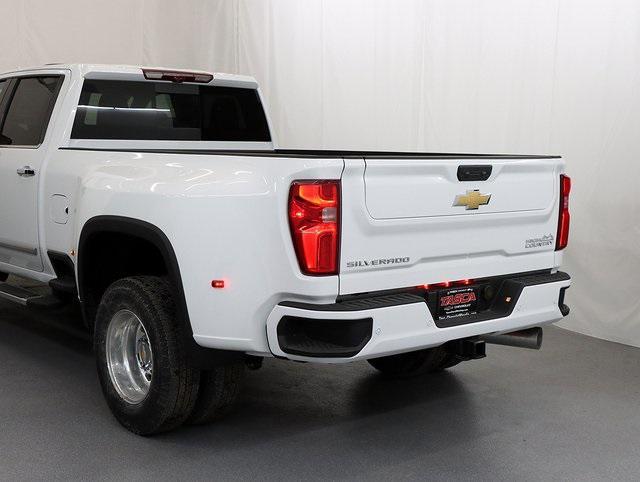 new 2025 Chevrolet Silverado 3500 car, priced at $90,575