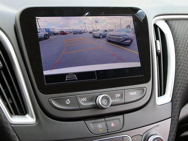 new 2025 Chevrolet Malibu car, priced at $25,978