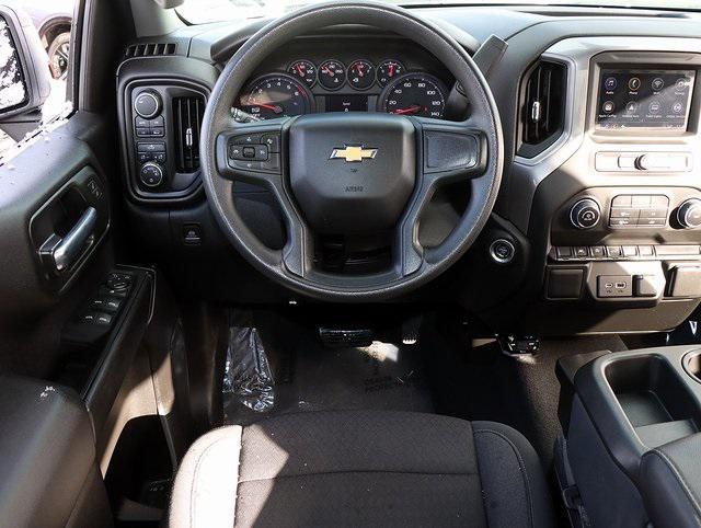 used 2022 Chevrolet Silverado 1500 car, priced at $34,401