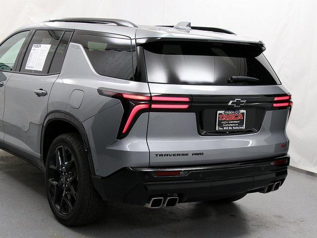 used 2024 Chevrolet Traverse car, priced at $50,900