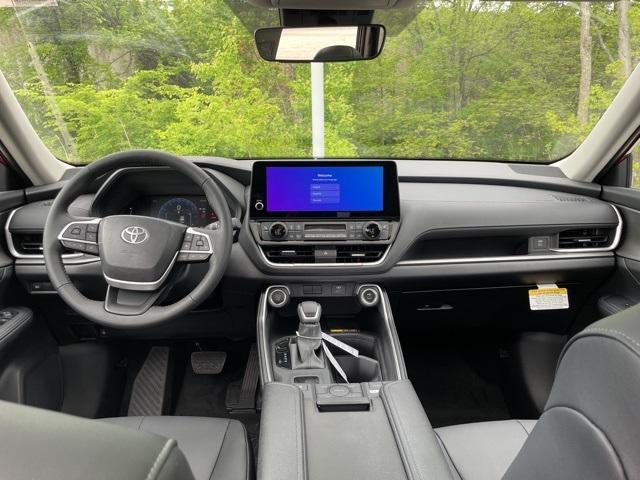 new 2025 Toyota Grand Highlander car, priced at $48,883