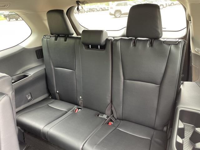 new 2025 Toyota Grand Highlander car, priced at $48,883