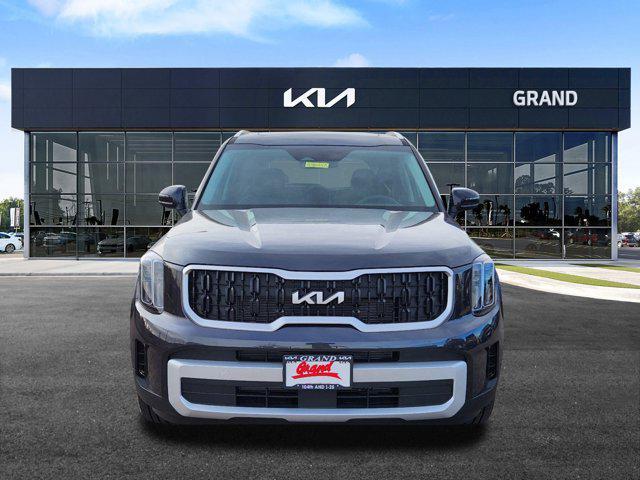 new 2025 Kia Telluride car, priced at $46,048