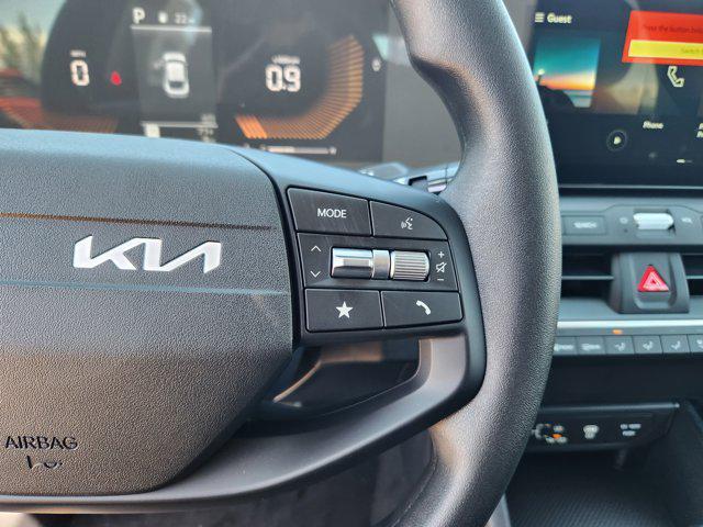 new 2025 Kia K4 car, priced at $23,256