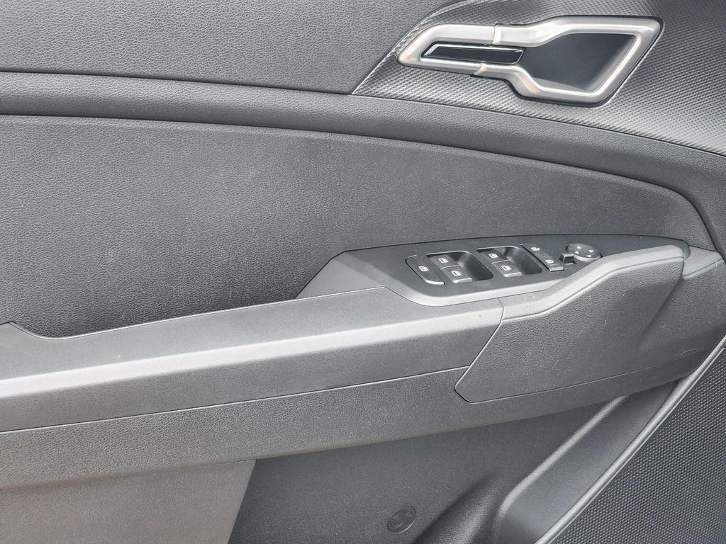 new 2025 Kia Sportage Hybrid car, priced at $29,468