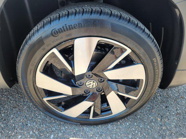 used 2024 Volkswagen Taos car, priced at $30,201