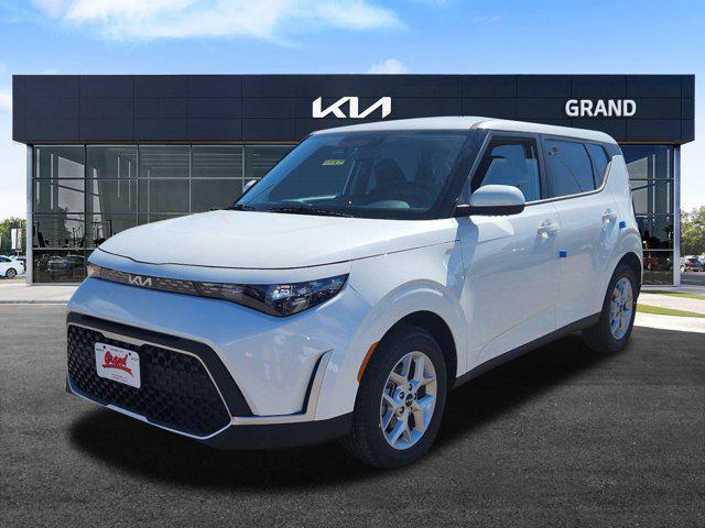 new 2025 Kia Soul car, priced at $22,045