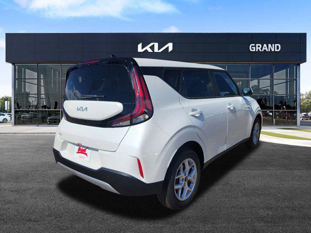 new 2025 Kia Soul car, priced at $22,045