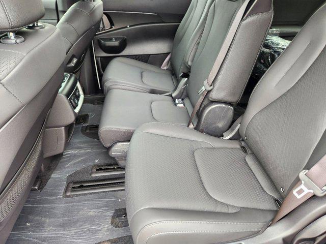 new 2025 Kia Carnival car, priced at $49,861