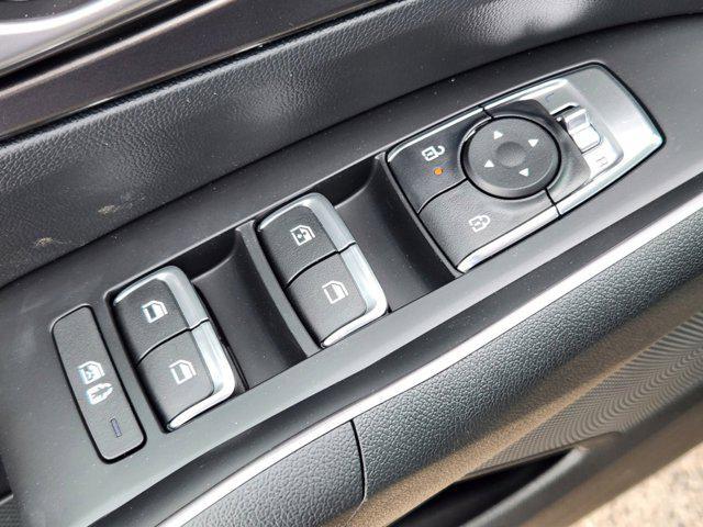 new 2025 Kia Sorento Hybrid car, priced at $40,924