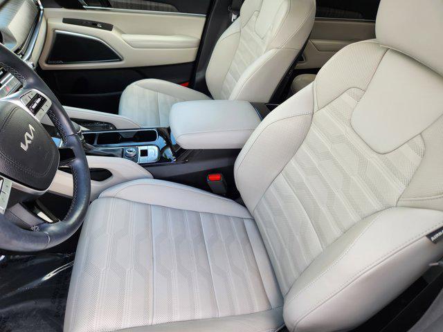 used 2024 Kia Telluride car, priced at $43,201