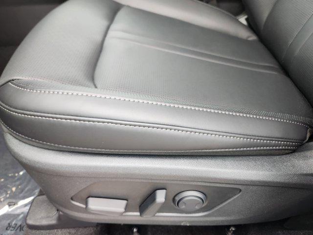 new 2025 Kia Sorento Hybrid car, priced at $39,827