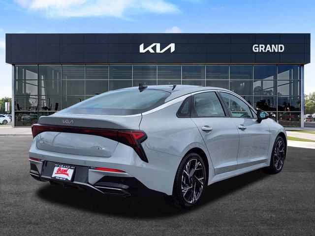 new 2025 Kia K5 car, priced at $32,974