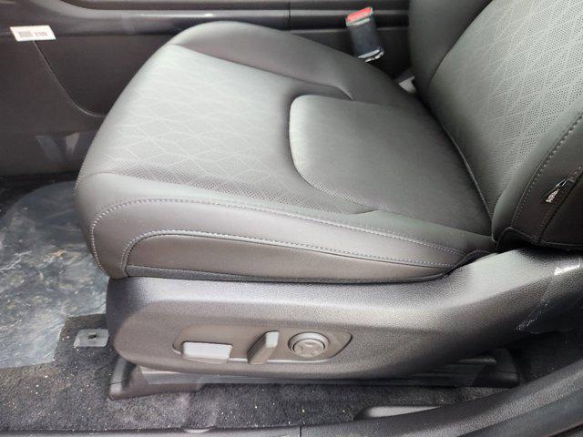new 2026 Kia Carnival Hybrid car, priced at $49,050