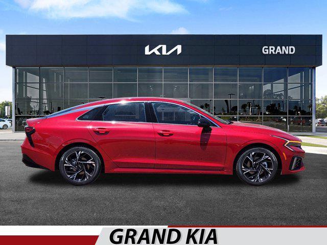 new 2025 Kia K5 car, priced at $30,517