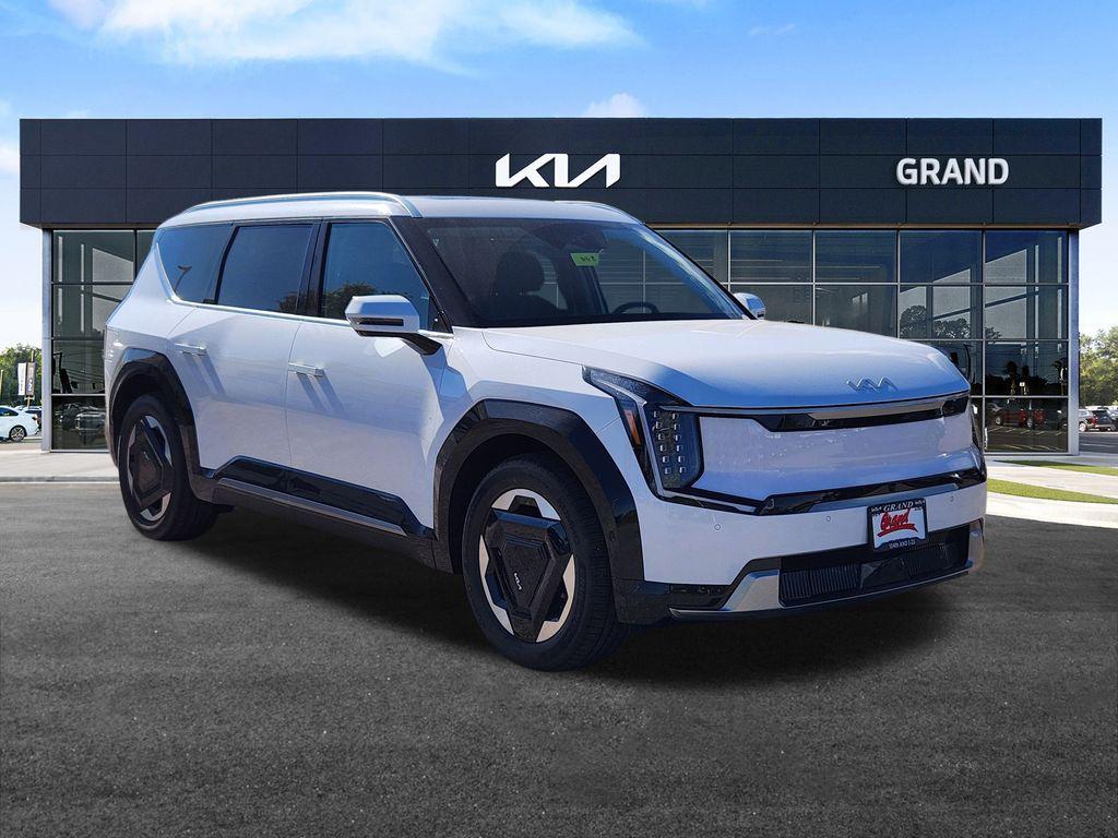 new 2026 Kia EV9 car, priced at $60,535