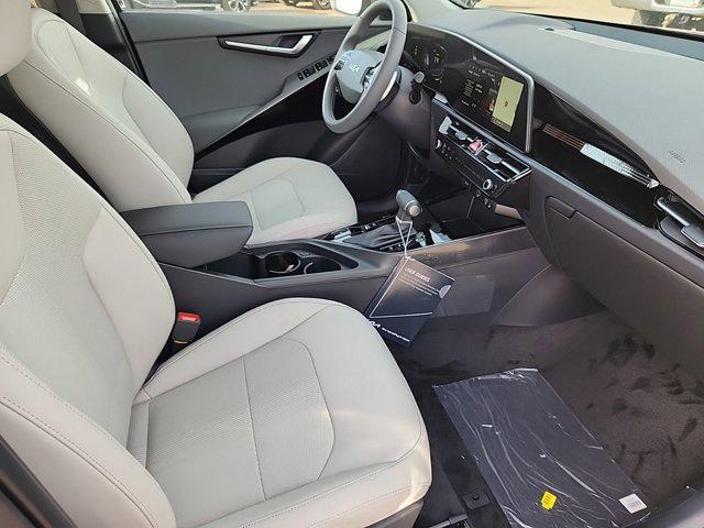 new 2025 Kia Niro car, priced at $31,198