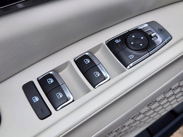 new 2025 Kia Carnival car, priced at $44,654