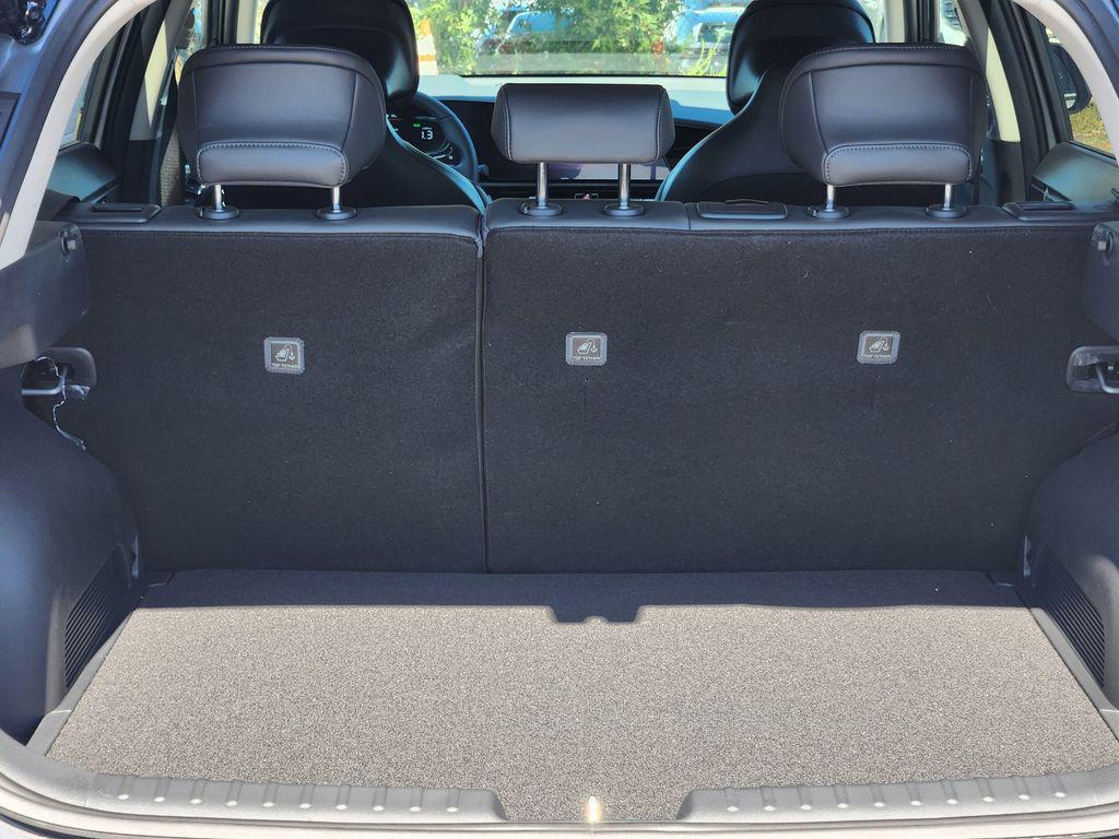 new 2025 Kia Niro car, priced at $27,995