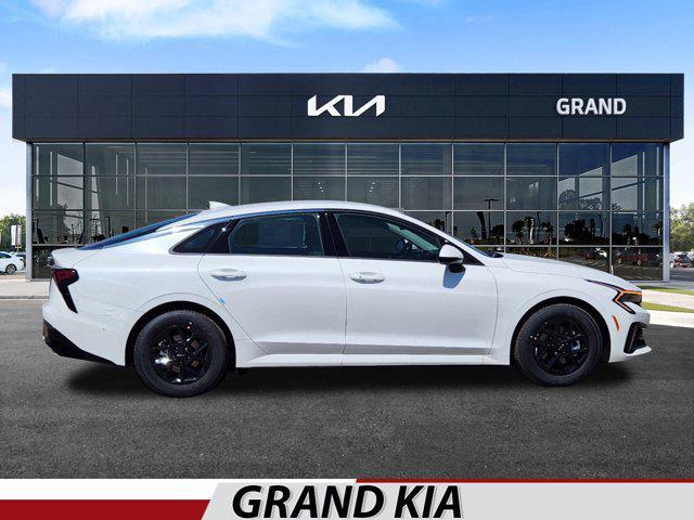 new 2025 Kia K5 car, priced at $28,518