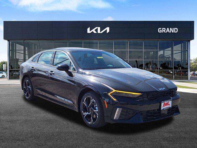 new 2025 Kia K5 car, priced at $31,102