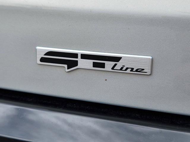 new 2026 Kia EV9 car, priced at $67,178