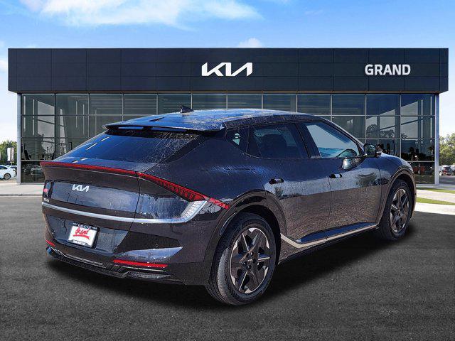 new 2025 Kia EV6 car, priced at $52,925