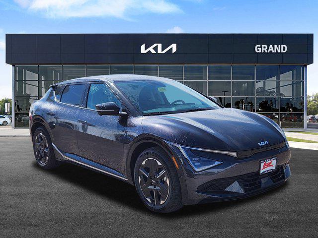 new 2025 Kia EV6 car, priced at $52,925