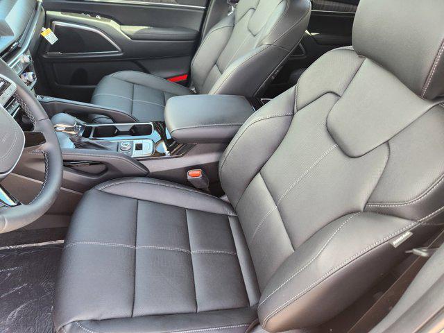 new 2025 Kia Telluride car, priced at $45,635