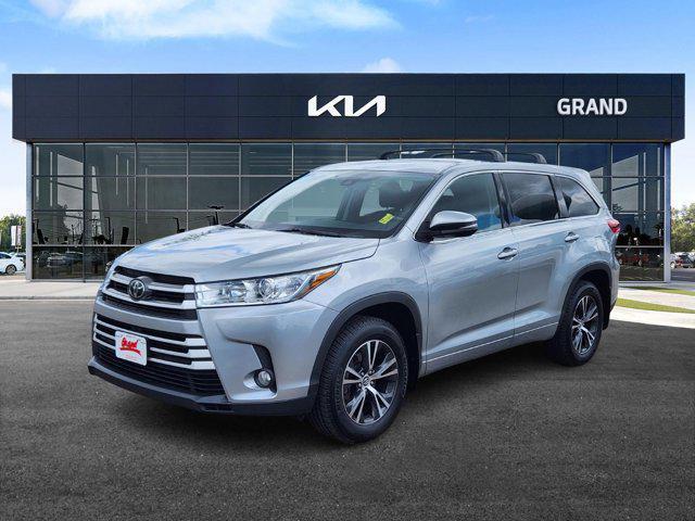 used 2017 Toyota Highlander car, priced at $24,901