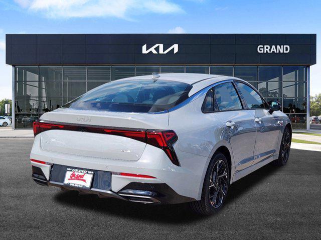 new 2025 Kia K5 car, priced at $30,129