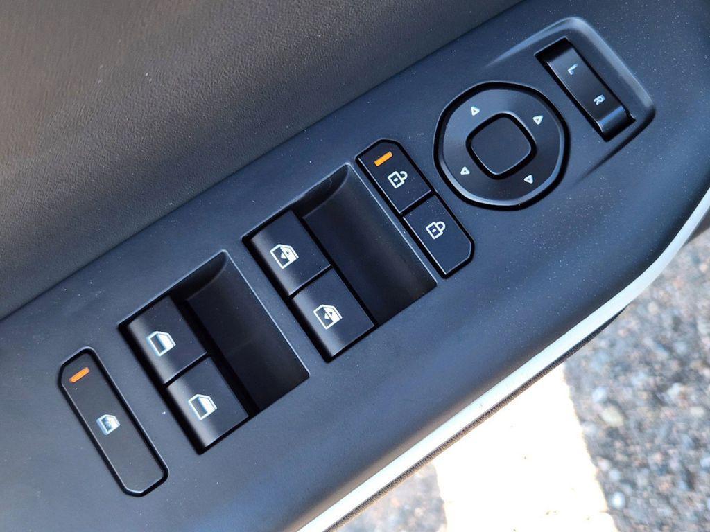 new 2025 Kia K4 car, priced at $28,042