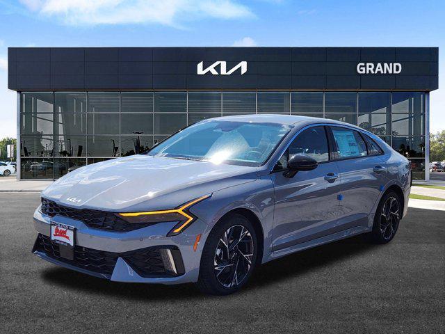 new 2025 Kia K5 car, priced at $31,556