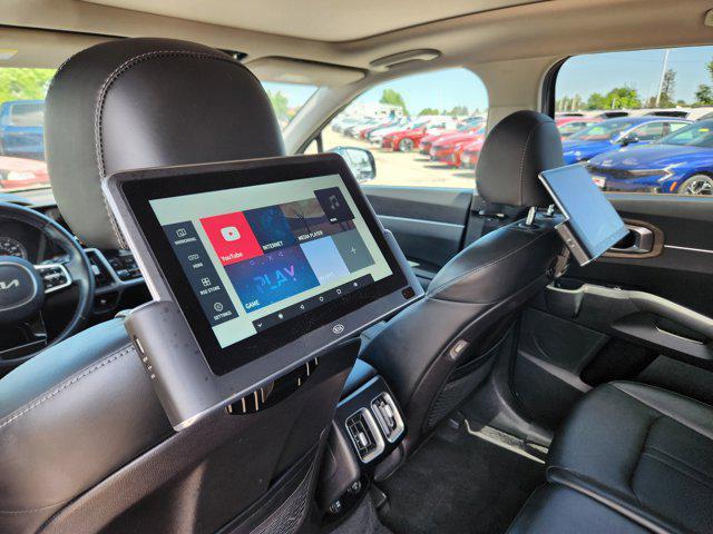 used 2022 Kia Sorento car, priced at $26,201