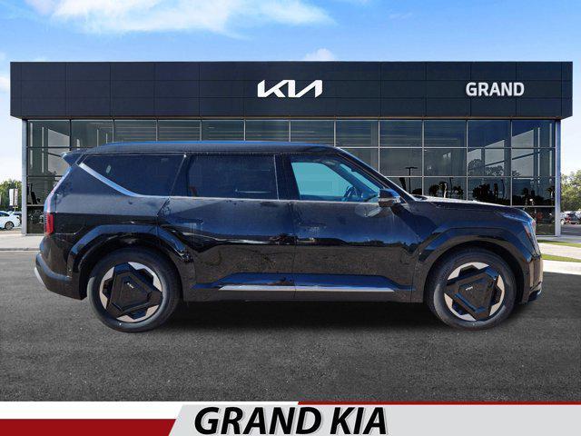 new 2024 Kia EV9 car, priced at $58,626