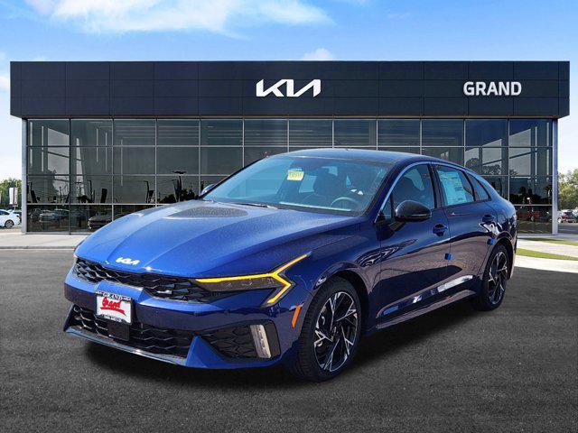 new 2025 Kia K5 car, priced at $30,833