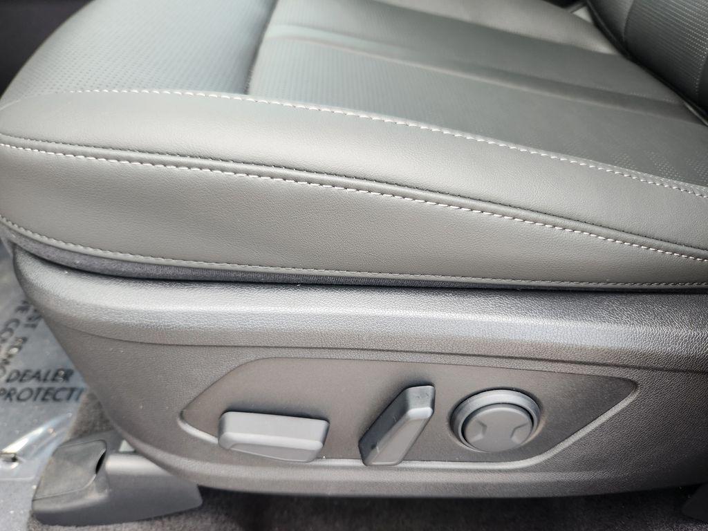 new 2026 Kia Sorento car, priced at $38,943