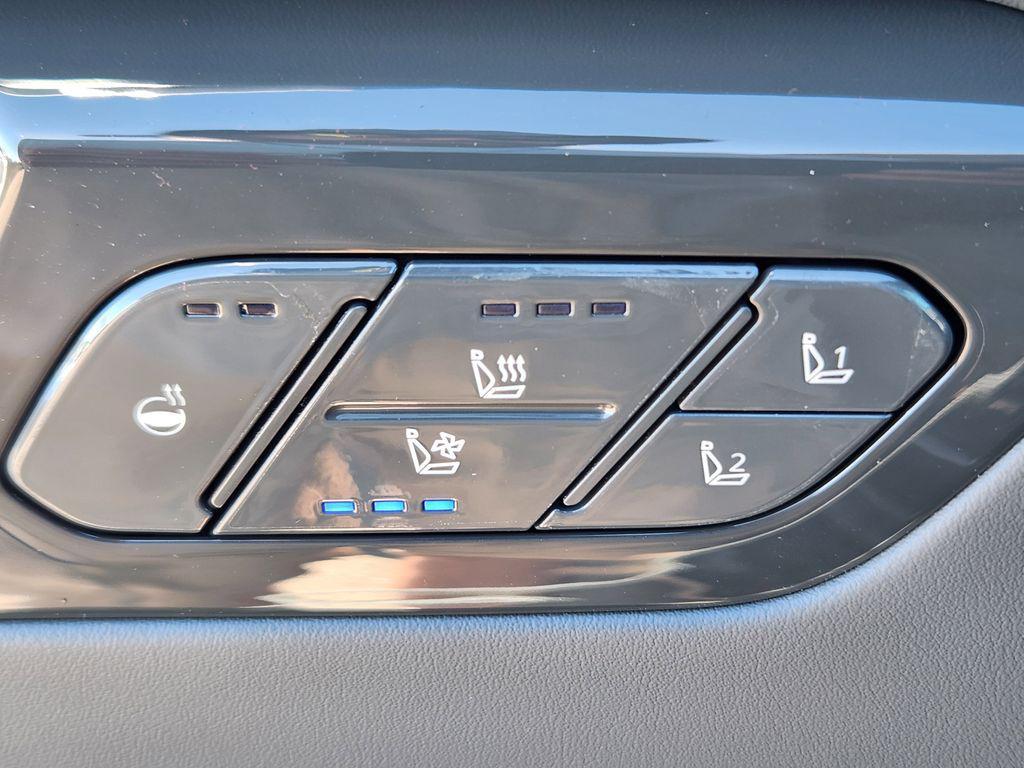 new 2026 Kia EV9 car, priced at $59,711