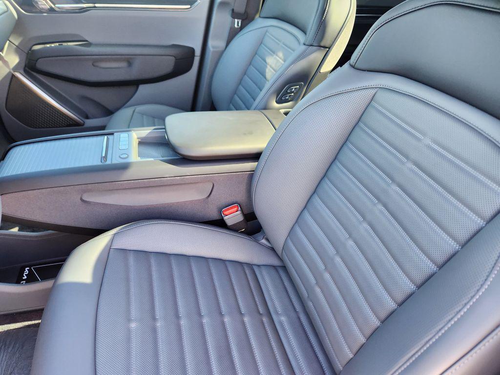 new 2026 Kia EV9 car, priced at $59,711
