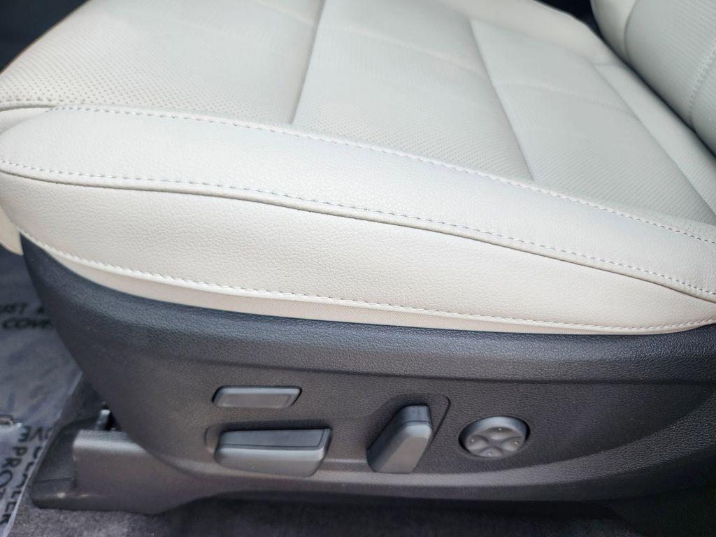 new 2025 Kia Telluride car, priced at $47,579