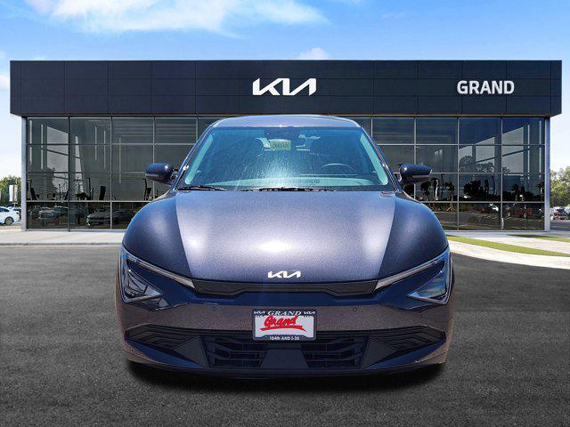 new 2025 Kia EV6 car, priced at $48,985
