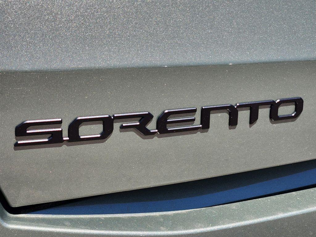 new 2025 Kia Sorento car, priced at $41,978