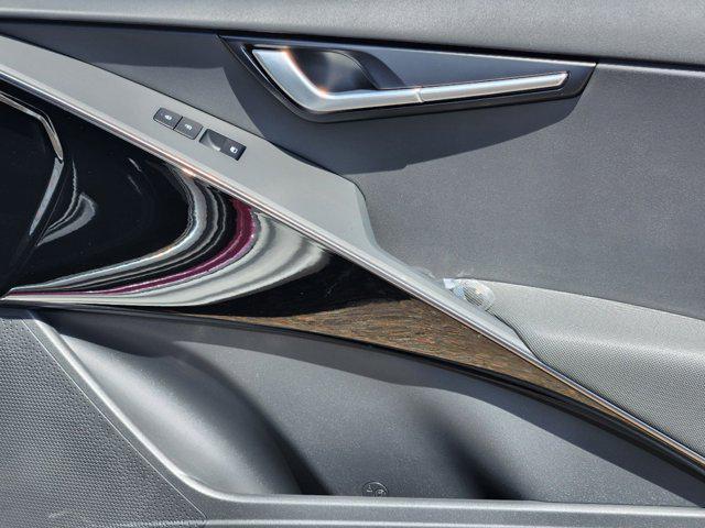 new 2024 Kia Niro Plug-In Hybrid car, priced at $32,441